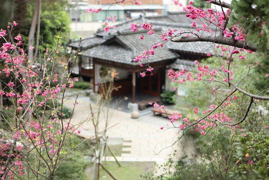 Taiwan Folk Arts Museum